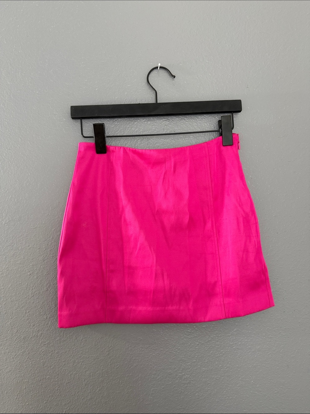 H&M Hot Pink Tailored Mini Skirt